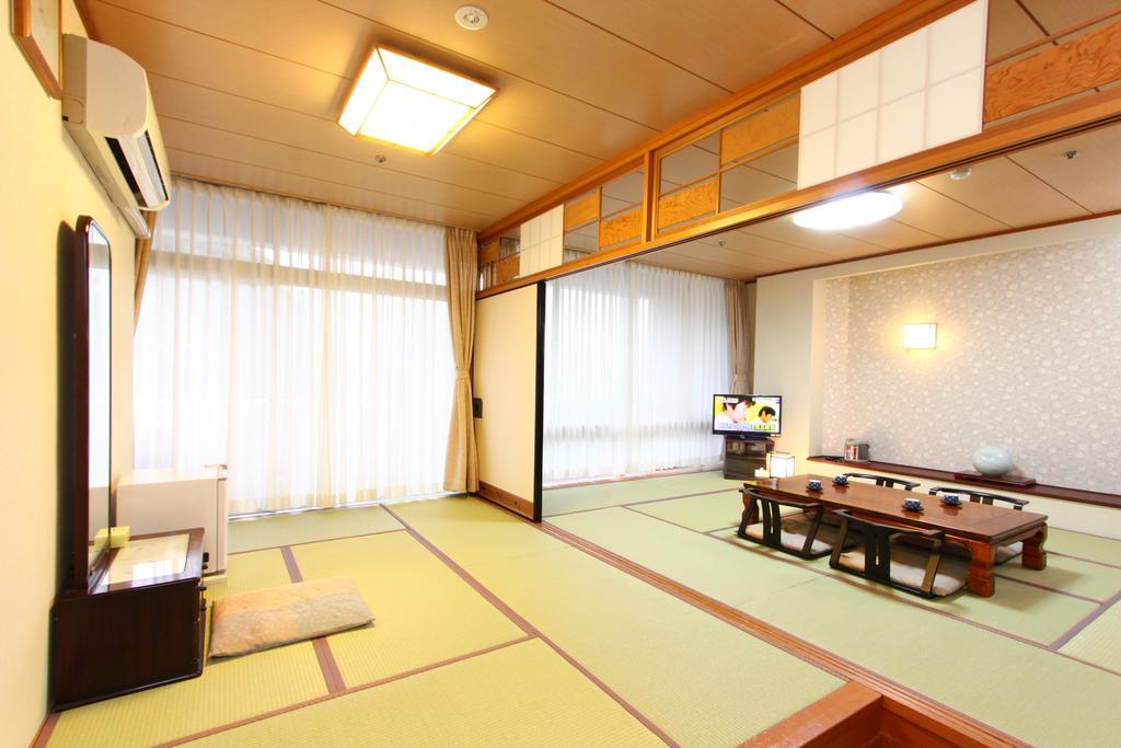 Dogo Hotel Mielparque Matsuyama Matsuyama  Buitenkant foto