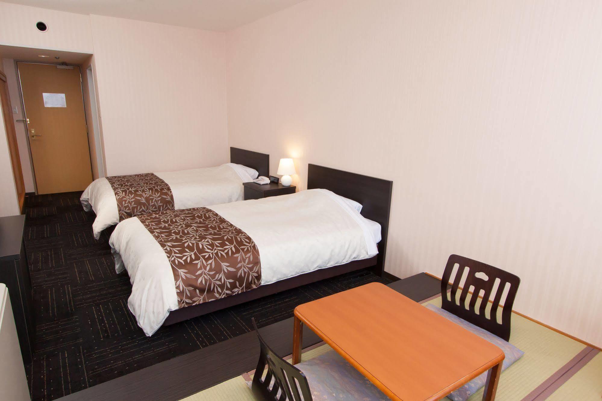 Dogo Hotel Mielparque Matsuyama Matsuyama  Buitenkant foto