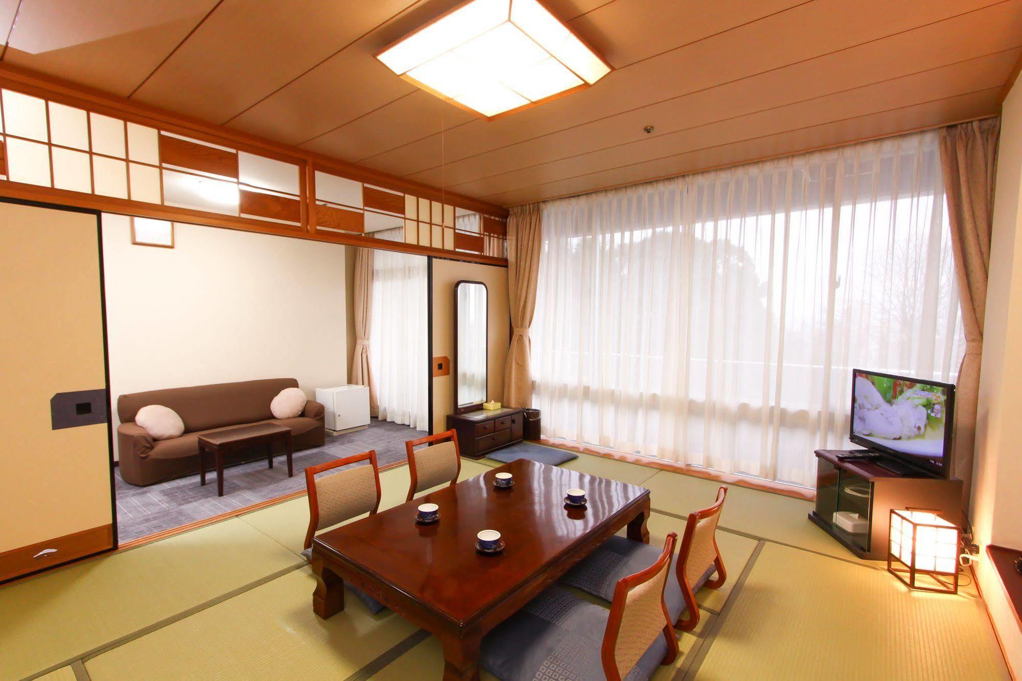 Dogo Hotel Mielparque Matsuyama Matsuyama  Buitenkant foto