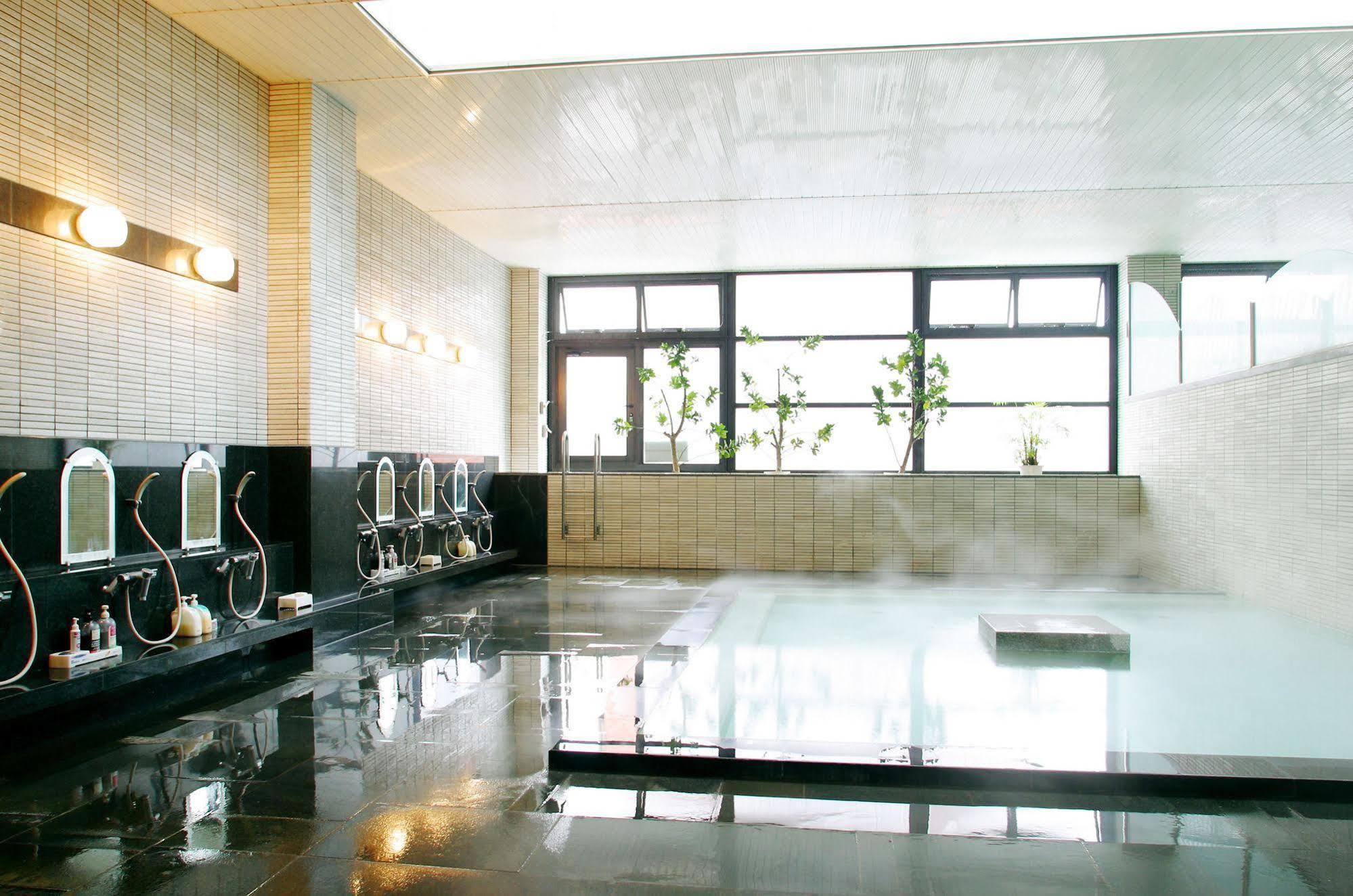 Dogo Hotel Mielparque Matsuyama Matsuyama  Buitenkant foto